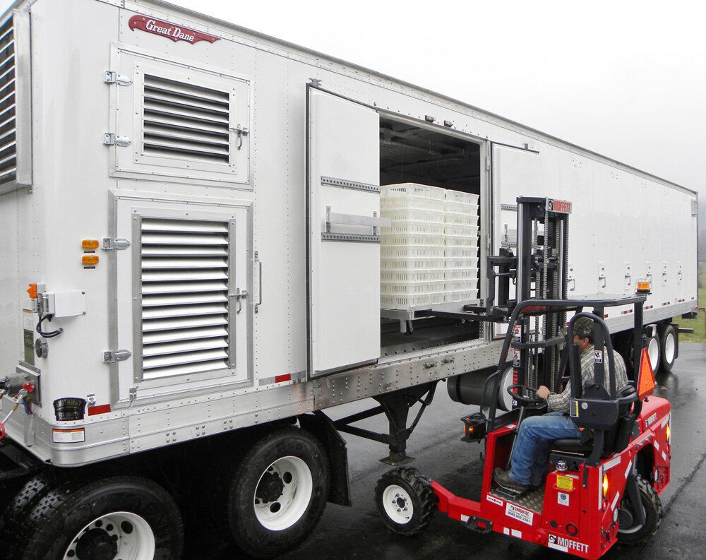 Smithway pallet system loading with forklift